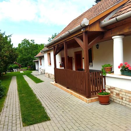 Fueloep Vendeghaz Apartment Bogacs Exterior photo